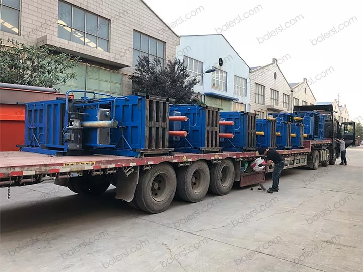 Shipping of efficient vertical cardboard baler